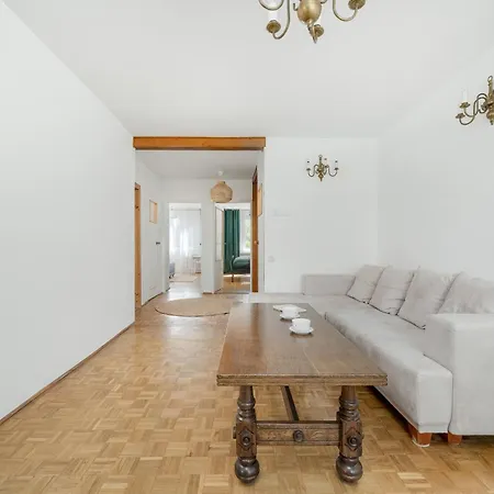 Komfortowy Z 2 Sypialniami By Renters شقة *