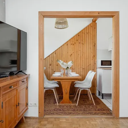 شقة Komfortowy Z 2 Sypialniami By Renters *